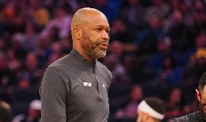 星空体育-魔术主帅谈失利：失误过多 获得了不错的三分机会但命中率太低