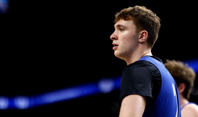 天降鸿运👁️独行侠拿到第四低概率状元 前三有俩选择了交易