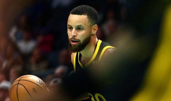 星空体育-续约不等于躺平养老 库里：目标依然是在勇士赢球