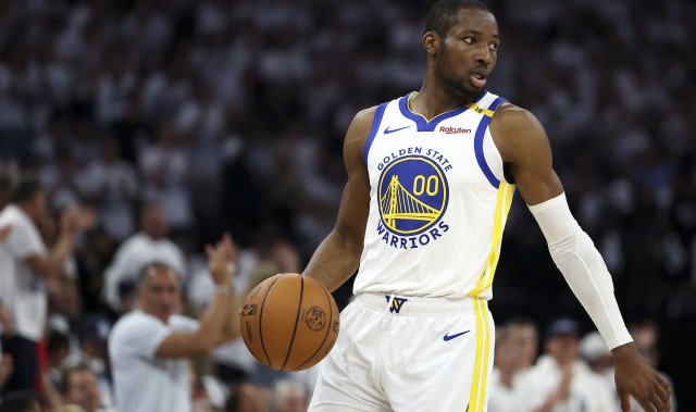 xingkong.com-5年2.2亿以上！美记：库明加认为自己和康宁汉姆&amp;巴恩斯同一级别