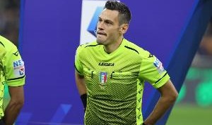 官方：意大利裁判组执法多特VS巴萨，主裁判为马里亚尼