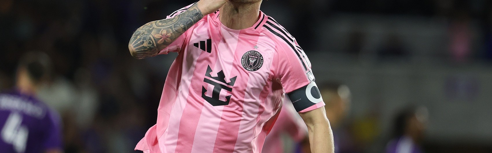 星空体育下载-勿cue！每体：梅西受够了自己名字被用于巴萨竞选 他根本不想参与