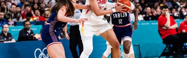 xingkong.com-中国女篮为何状态低迷？听听女篮姑娘们怎么说