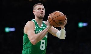 星空体育-打几分？老鹰休赛期得到波津&amp;沃克&amp;肯纳德 失去小南斯&amp;卡佩拉