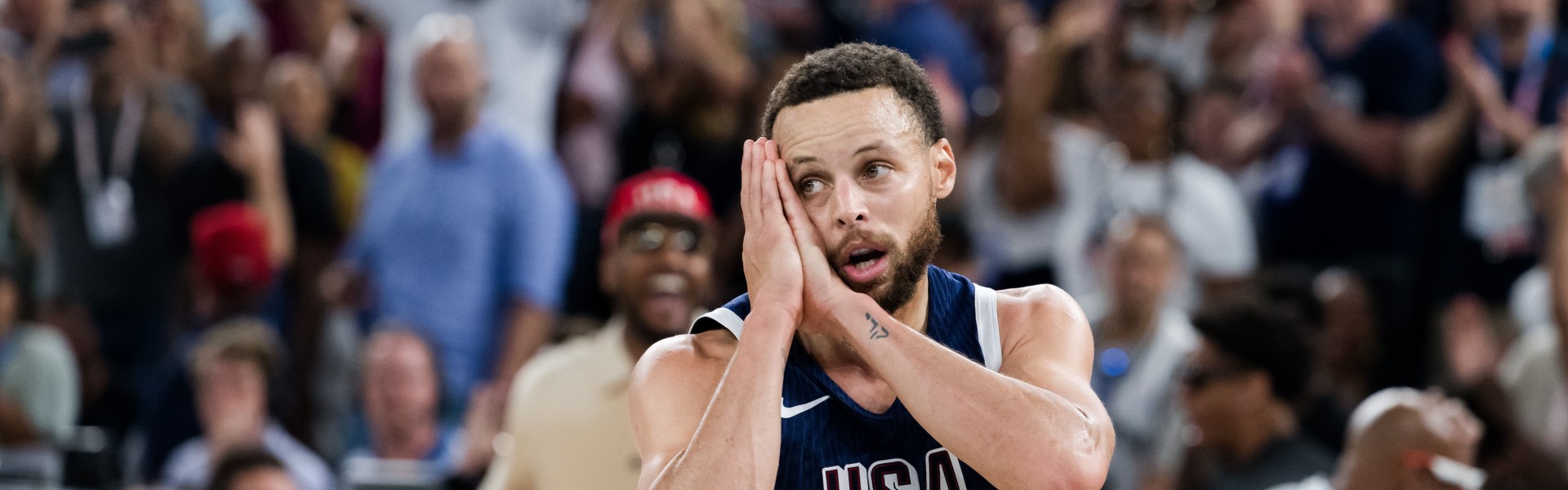 勇士官方：库里率美国男篮圆梦巴黎 获ESPY“最佳冠军表现”提名