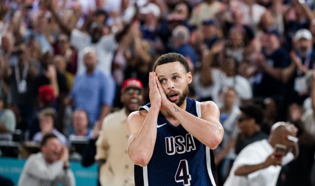 勇士官方：库里率美国男篮圆梦巴黎 获ESPY“最佳冠军表现”提名